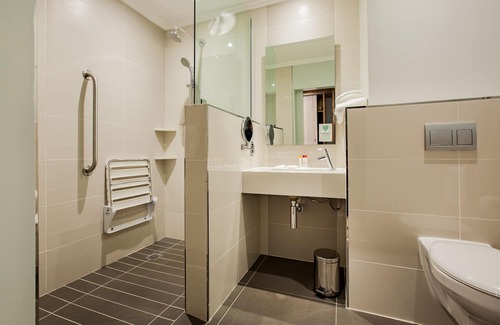 Mowbray Hotel | City Lodge Pinelands