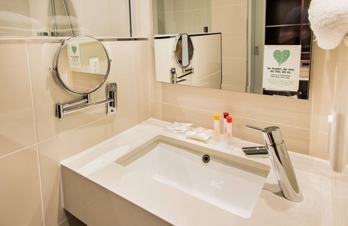 Mowbray Hotel | City Lodge Pinelands