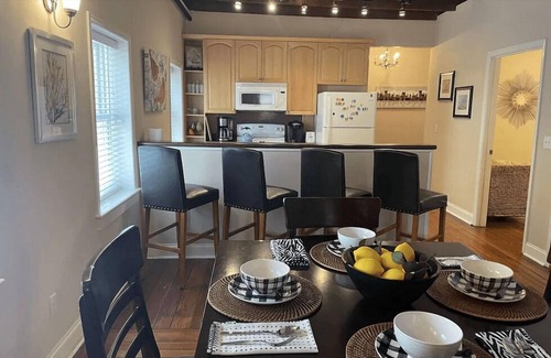 Yamacraw Village Condo | City Market Loft #2 in Downtown Savannah