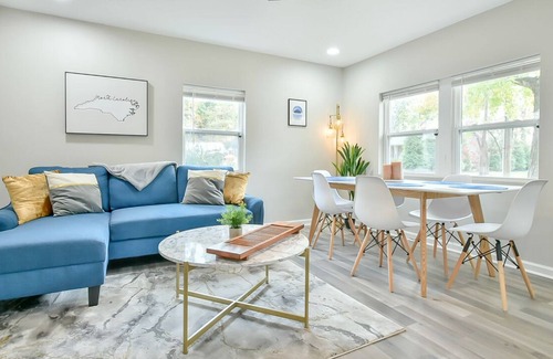 Greensboro House | City & Modern / Fire Pit / Grill / Huge Yard