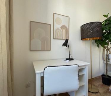 Hernals Apartment | CITY&MORE-13 Bezauberndes Apartment mit Altbauflair!