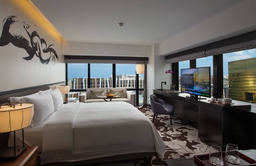Tambo Hotel | City of Dreams - Nobu Hotel Manila