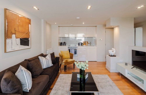 Bridge Apartment | City of London | Penthouse