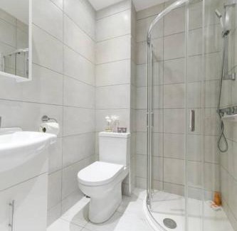 South Bermondsey Apartment | City Sparrow Nest -12W