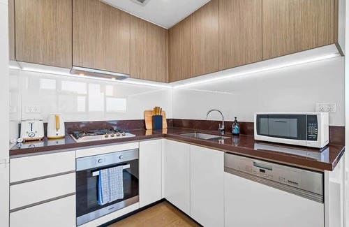 Zetland House | City View 2 Bedroom apt in Waterloo | MHS