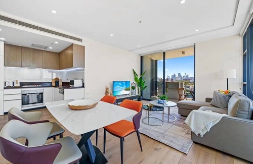 Zetland House | City View 2 Bedroom apt in Waterloo | MHS