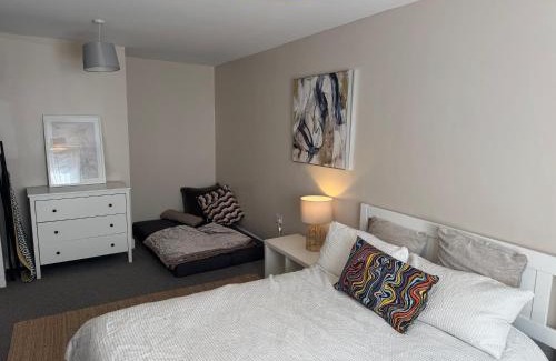 Hanham Apartment | City view apartment