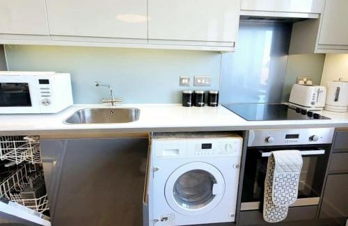 Chelmsford Apartment | City view luxury by BSE Homes