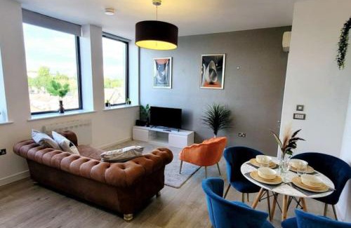 Chelmsford Apartment | City view luxury by BSE Homes
