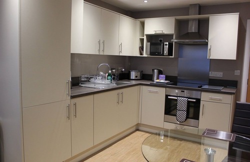 Reading City Centre Apartment | City Wall House by House of Fisher