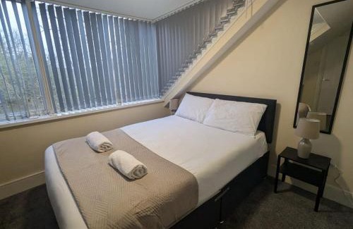 Newcastle-upon-Tyne Apartment | City West Executive Apartment