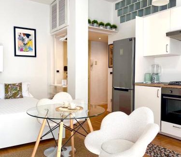 Fiera Apartment | CityLife Area Charming Studio
