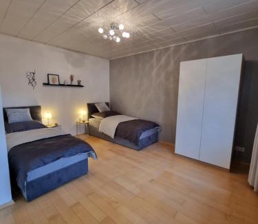 Bielefeld Apartment | Citynahe gemütliche Wohnung mit 5 Schlafzimmern