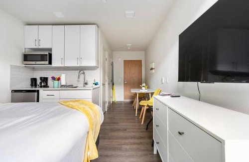 First Hill Apartment | Cityscape Condotel on First Hill-Capitol Hill