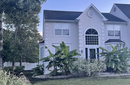 Egg Harbor Township House | CJ Rentals, LLC.; A peaceful golf outing, reunion, family oriented home stay
