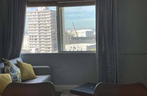 Three Anchor Bay Apartment | CJ’s OceanCityView Modern Secure 1 bed apartment