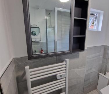 Codsall Apartment | CKB Flat- comfort, cosy, and secure!
