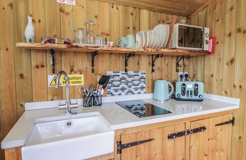 Llandrindod Wells House | Claerwen - Mobile Home