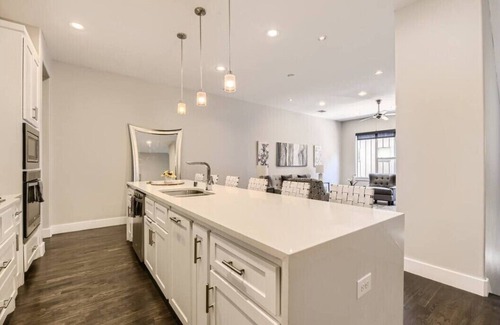 Bryan Place House | Clamath Retreat Peaceful Escape with Beautiful Views