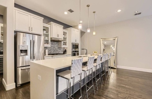 Bryan Place House | Clamath Retreat Peaceful Escape with Beautiful Views