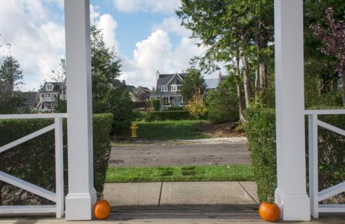 Seabrook House | Clamdigger Cottage by Seabrook Hospitality