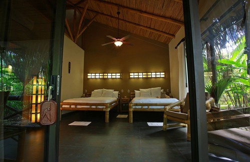 Parrita Hotel | Clandestino Beach