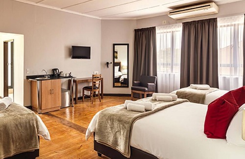 Cederberg Hotel | Clanwilliam Hotel by Country Hotels