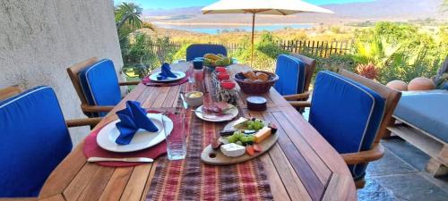 Cederberg House | Clanwilliam Oasis BnB Guest House - Naturism, Boating, Hiking & more