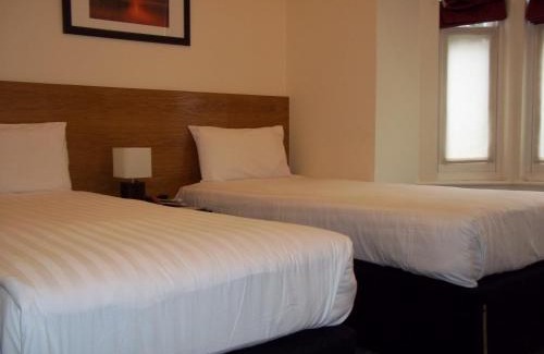 Clapham House | Clapham Guest House