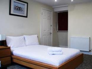 Clapham House | Clapham Guest House