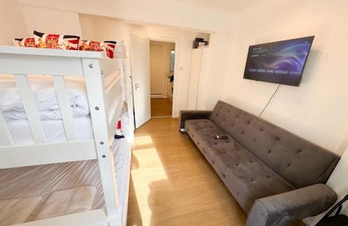 Larkhall Apartment | Clapham studio