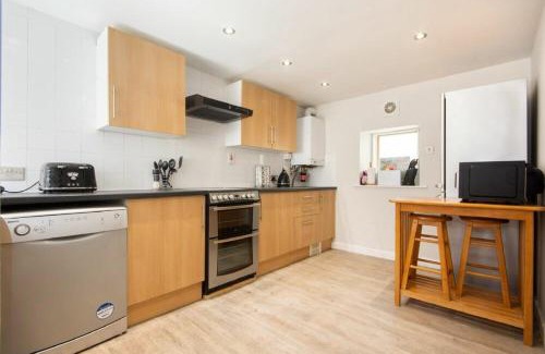 Warkworth House | Clara's Cottage