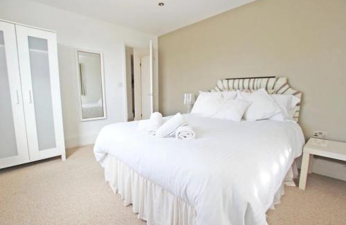 New Romney Villa | Claremont Beach House