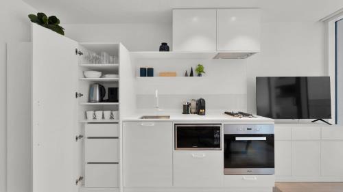 South Yarra Apartment | Claremont Suite 610