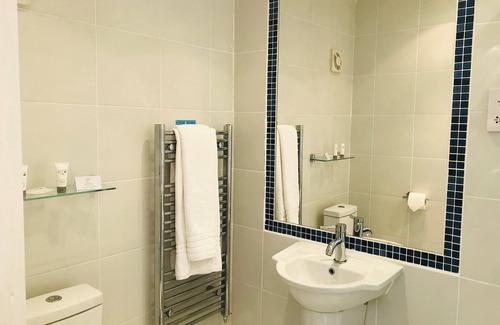 Cheltenham Hotel | Clarence Court Hotel