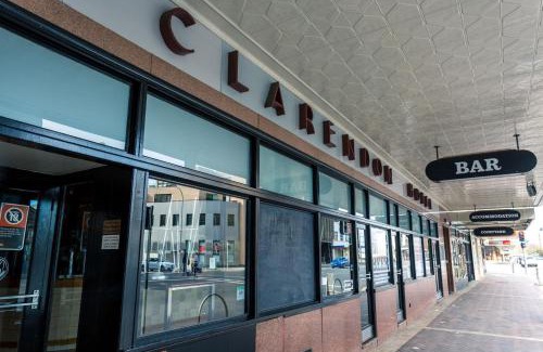 Newcastle Hotel | Clarendon Hotel