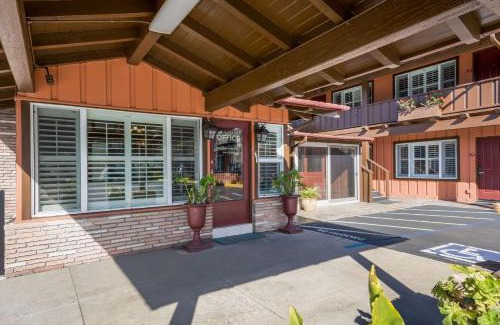 Pacific Grove Hotel | Clarion Collection Wilkie's Inn Pacific Grove - Monterey