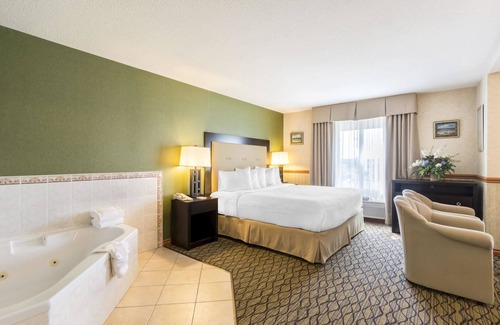 Sherwood Park Hotel | Clarion Hotel & Conference Centre