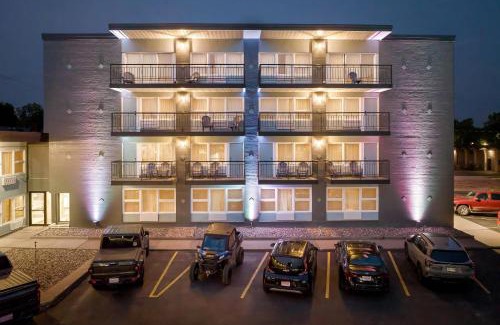 Rhinelander Hotel | Clarion Pointe Rhinelander Downtown