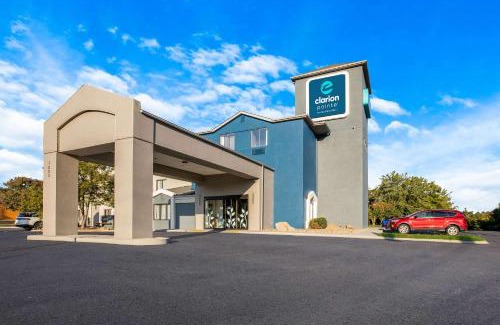 Sevierville Hotel | Clarion Pointe Sevierville-Pigeon Forge