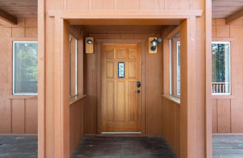 Yosemite West House | Clark Cabin