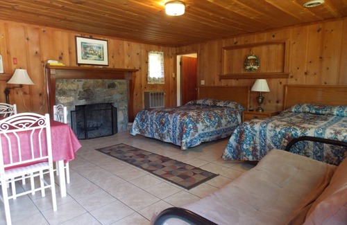 Maggie Valley Hotel | Clarketon Motel