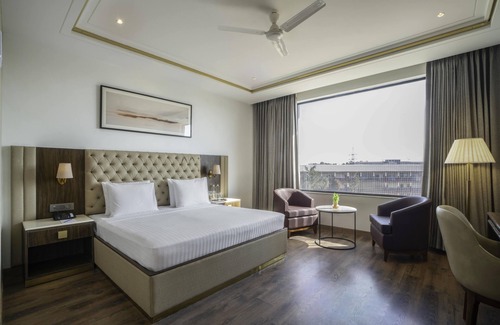Dehradun Hotel | Clarks Inn Dehradun
