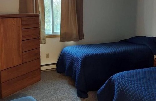 Devils Lake Condo | Classic 2 Bedroom Condo 1 Bathroom