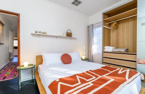 Ainslie House | Classic 2BR with Modern Touch and Garden - Hosted by Canstay