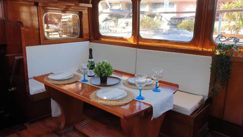 Sant Adria de Besos Boat Rental | Classic Boat