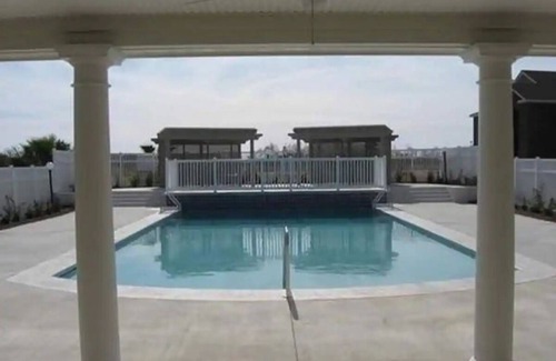 Foley Condo | Classic Comfortable Condo, 3/2, Wifi, Pool, Location, OWA, Sports-plex, Shopping
