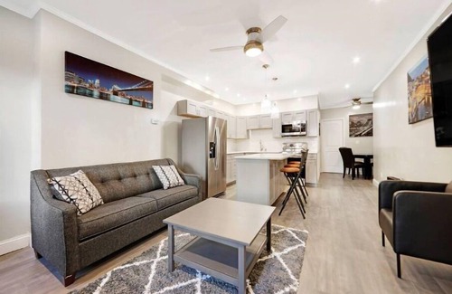 Bushwick Apartment | Classic & Comfortable Stay in Brooklyn: