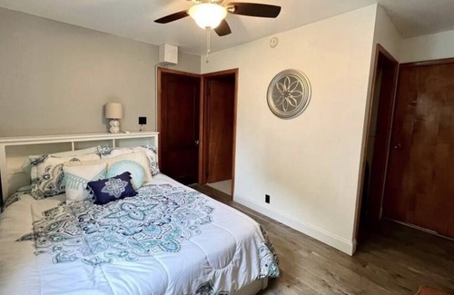 Conneaut Lake Cottage | Classic Conneaut Cottage