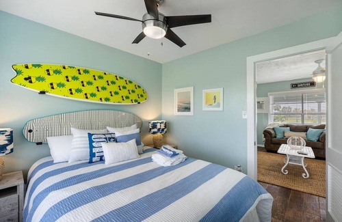 Surfside Beach House | Classic, Cozy Bungalow With Large Deck Near Beach